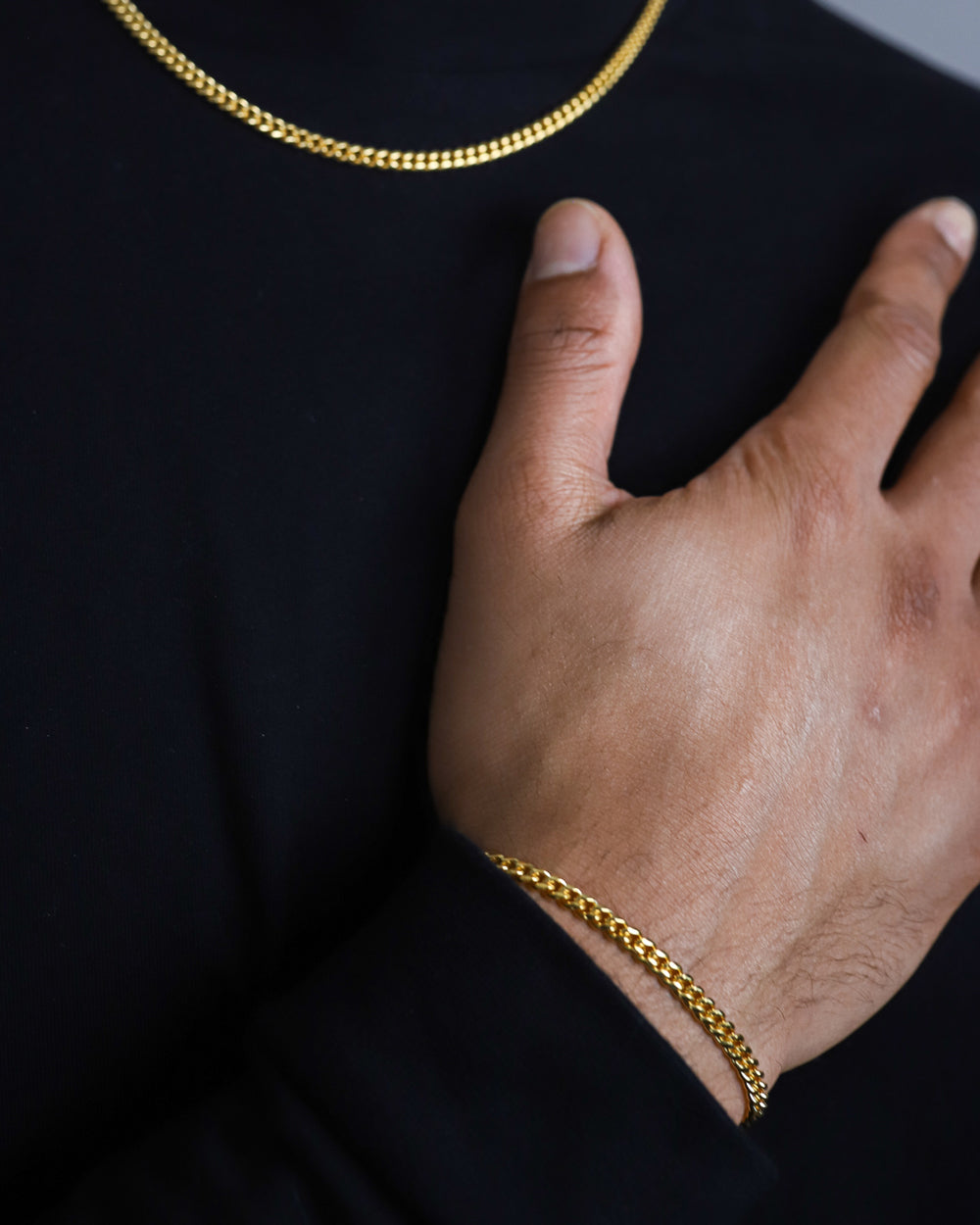CLEAN CUBANA BRACELET. - 4MM 18K GOLD