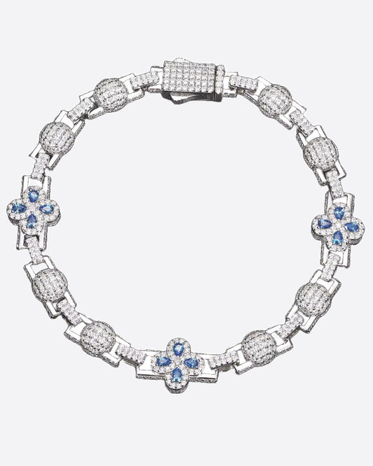 MOISSANITE BLUE CLOVER LINK BRACELET. - WHITE GOLD