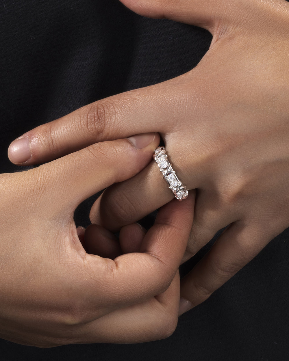MOISSANITE ETERNITY X RING. - WHITE GOLD