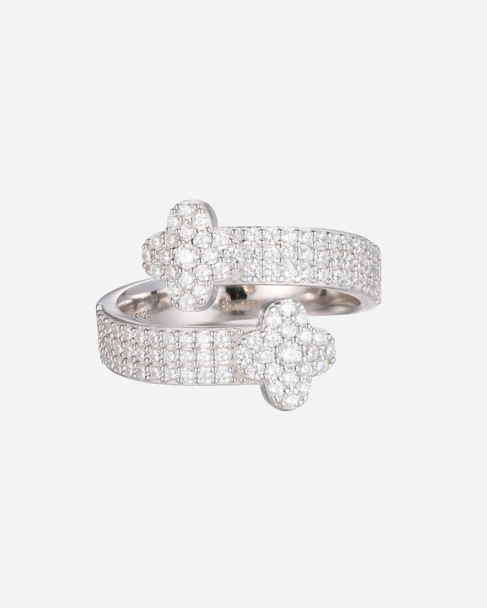 MOISSANITE HUGGING CLOVER RING. - WHITE GOLD