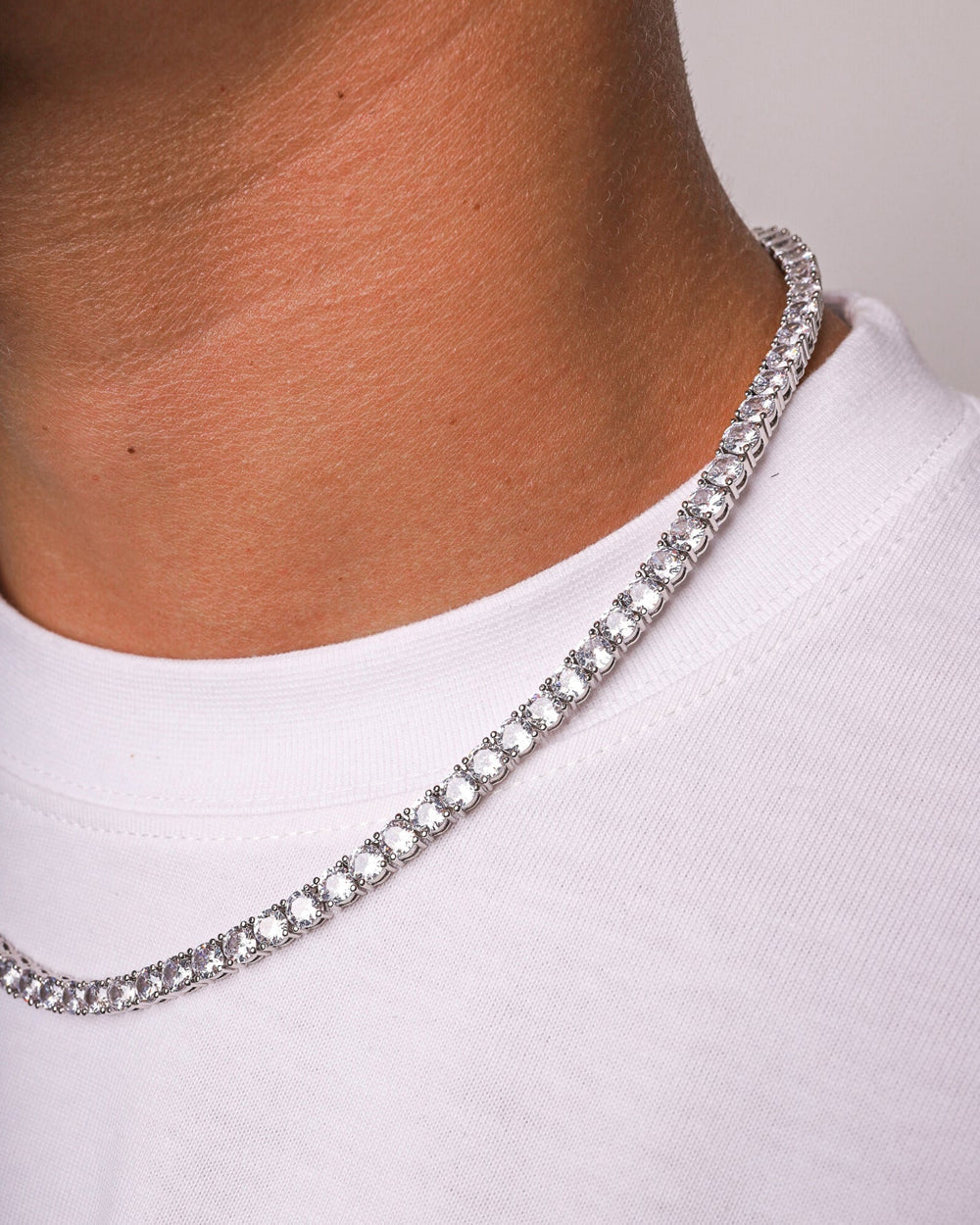 MOISSANITE TENNIS CHAIN. - 5MM WHITE GOLD