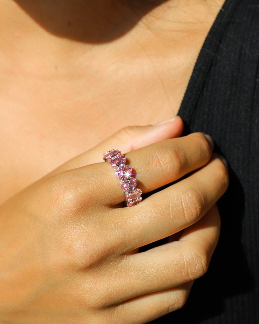 PINK OVAL CUT BAND 925. - WHITE GOLD