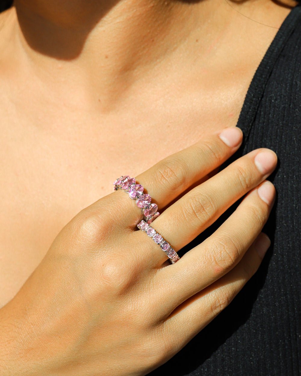 PINK ROUND CUT BAND 925. - WHITE GOLD
