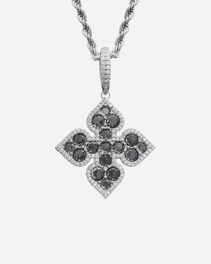 MOISSANITE BLACK CLOVER PENDANT. - WHITE GOLD