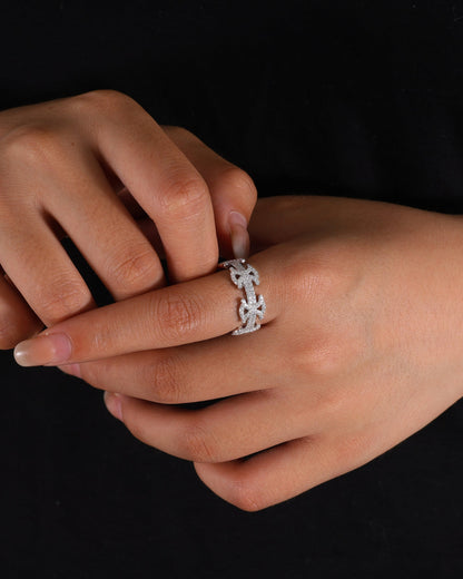 MOISSANITE BYZANTINE RING. - WHITE GOLD